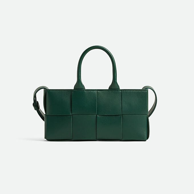 bottega veneta mini east west arco intrecciato leather tote bag #776778